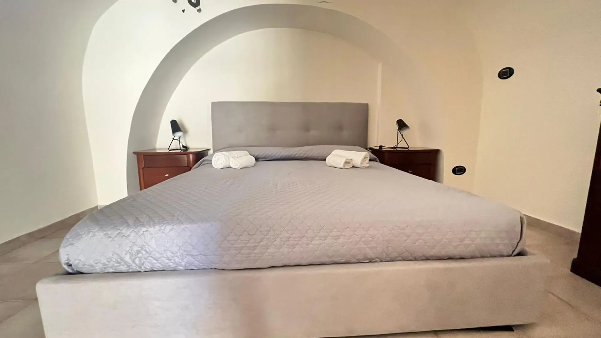 Apartament I Giardini Di Edicart Bari 0*,  Włochy